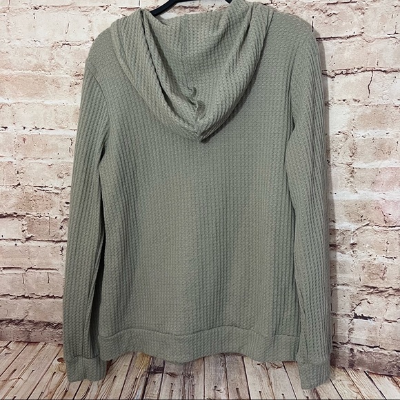 Womens Olive green lined  waffle hoodie measures size large - Picture 3 of 5